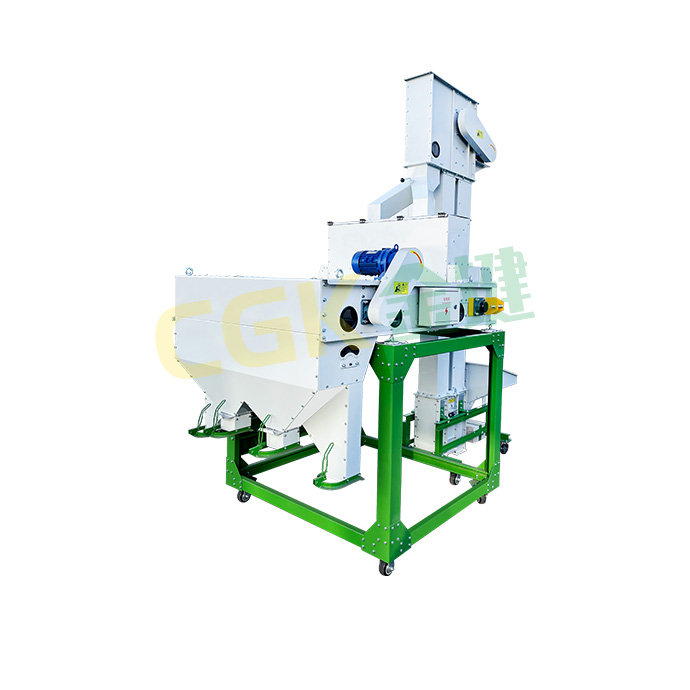 Magnetic soil separator